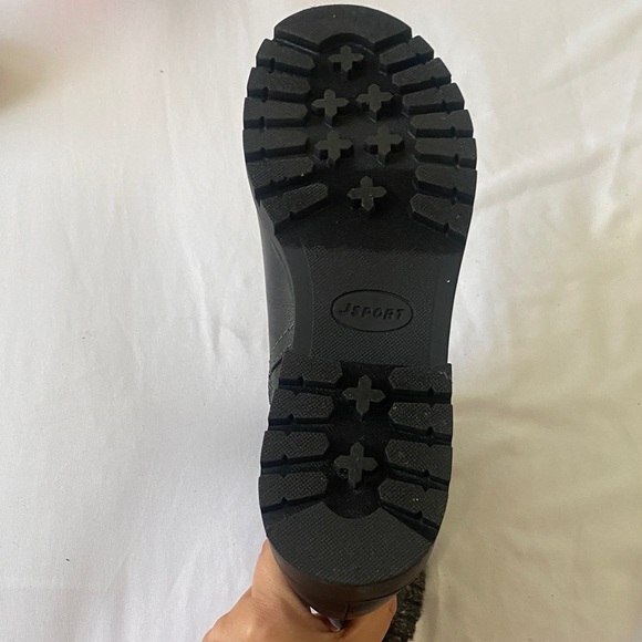 Women's Black Winter Boots - Picture 6 of 9